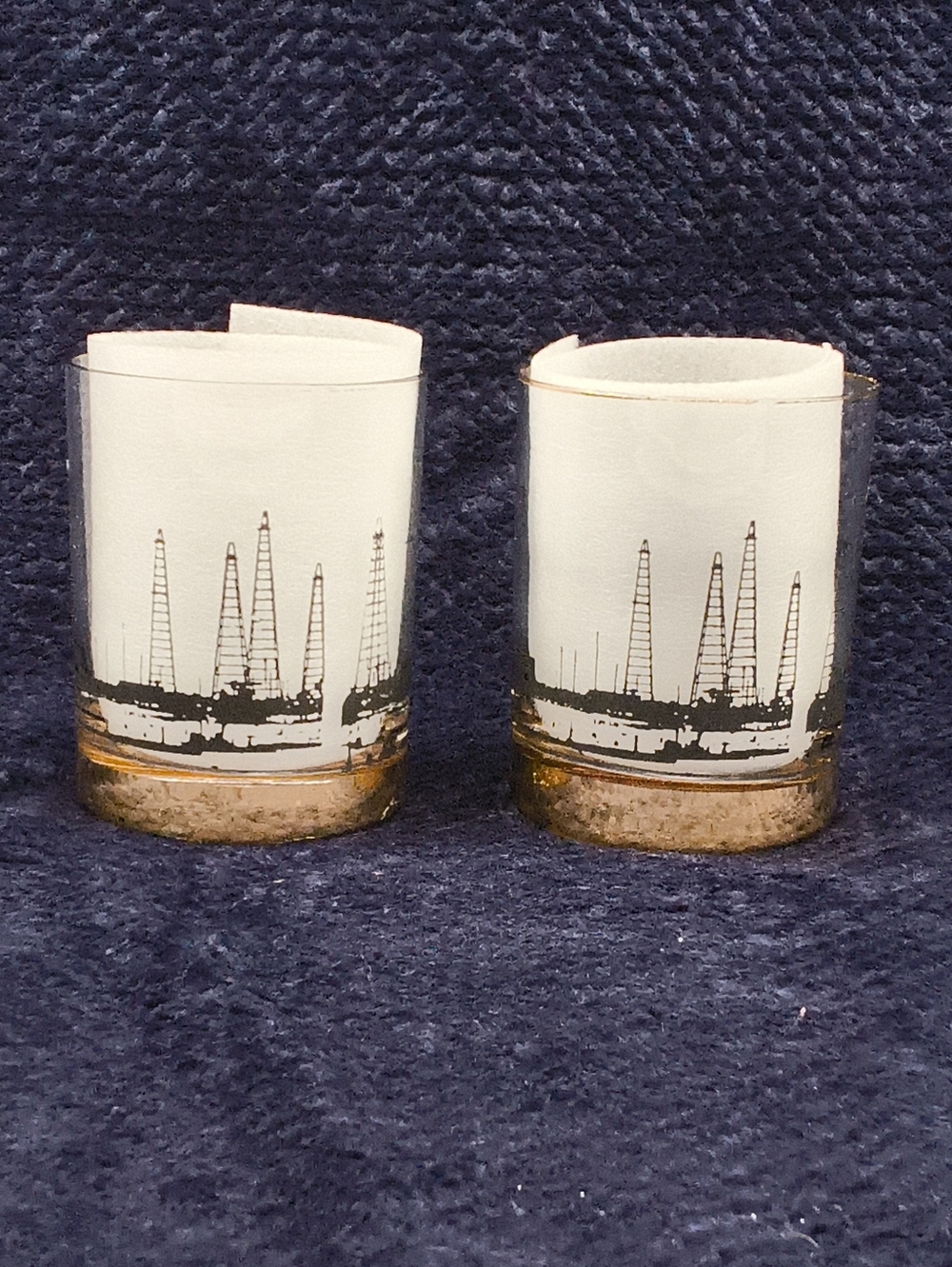 Vintage Mid-Century Modern "Black Gold" Oil Derrick Highball Glasses – Set of 2 - Picture 3 of 8